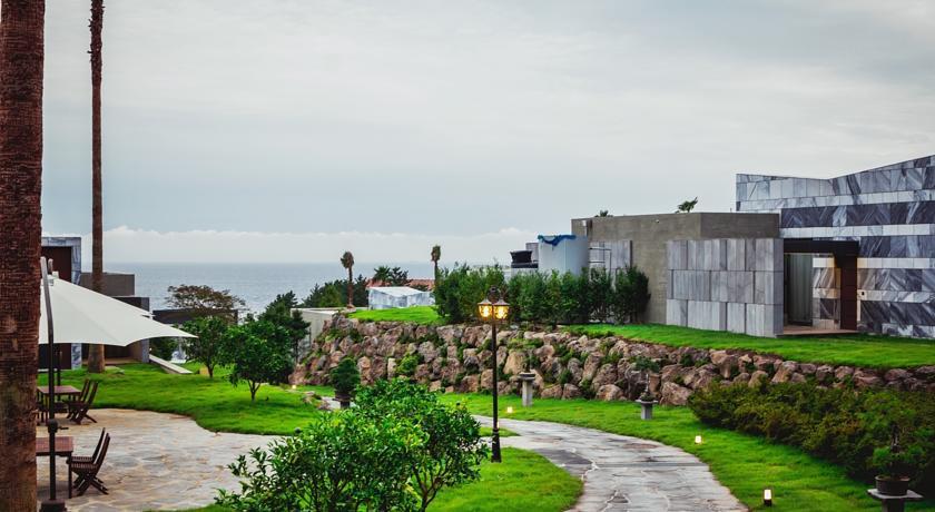Stanford Hotel And Resort เมืองเชจู ภายนอก รูปภาพ